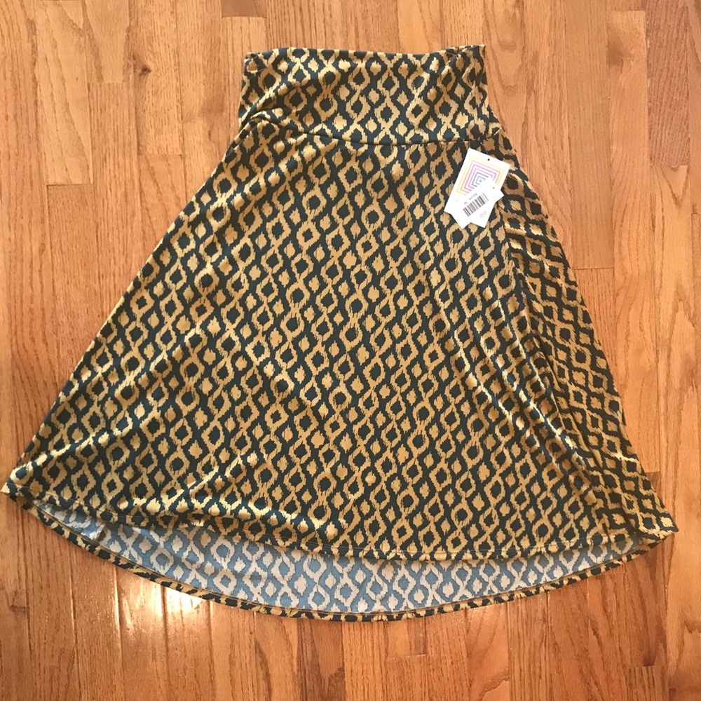 LuLaRoe Azure Skirt NWT